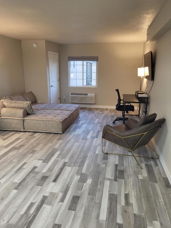 Red Fox Inn And Suites Waverly Εξωτερικό φωτογραφία