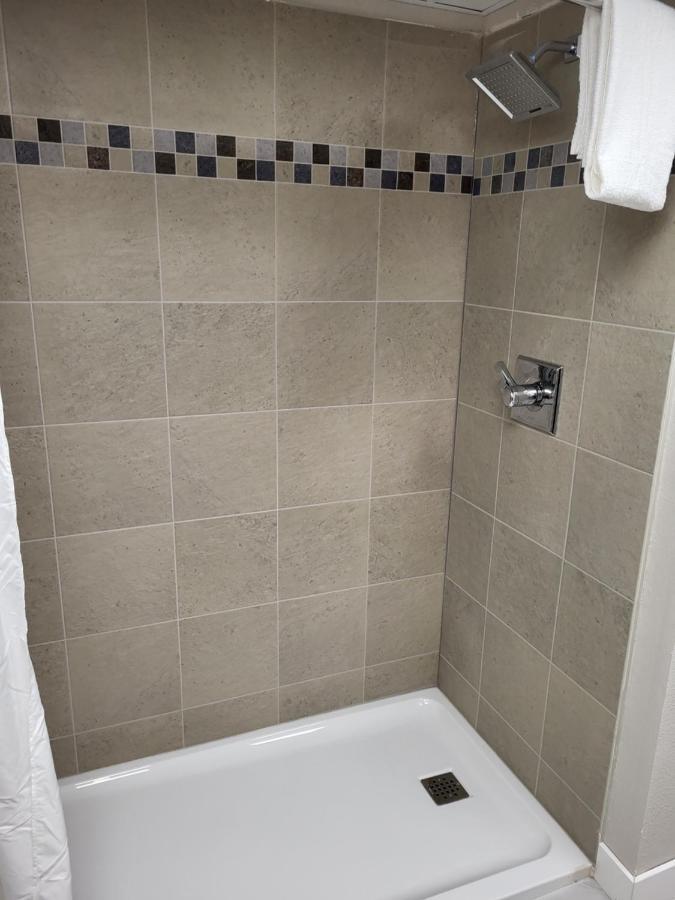 Red Fox Inn And Suites Waverly Εξωτερικό φωτογραφία