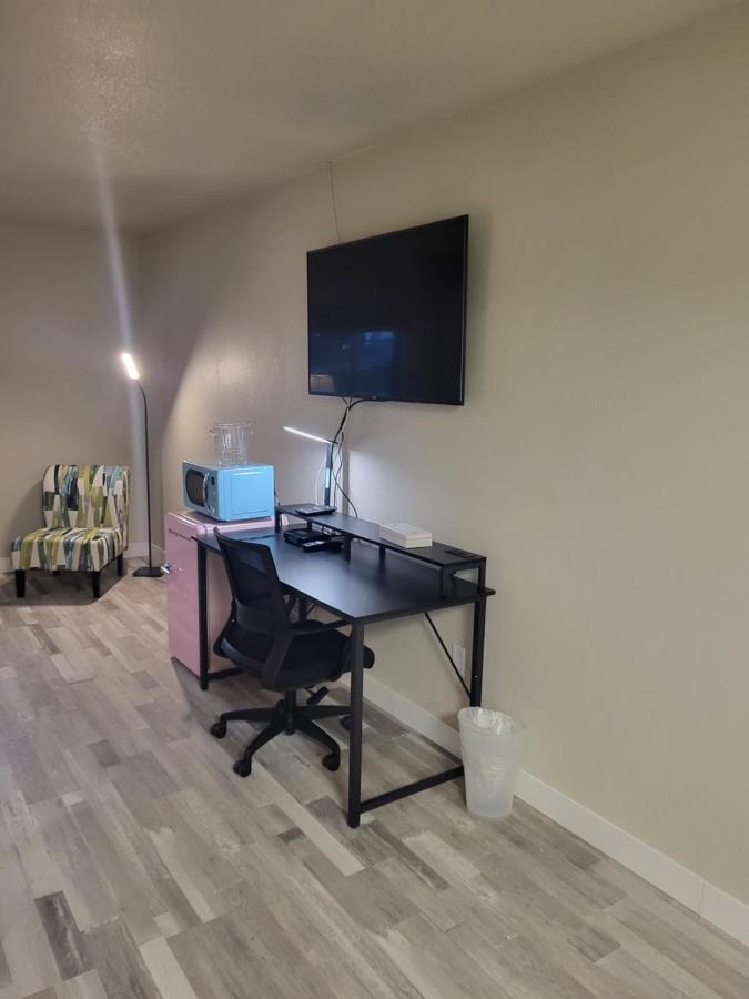 Red Fox Inn And Suites Waverly Εξωτερικό φωτογραφία